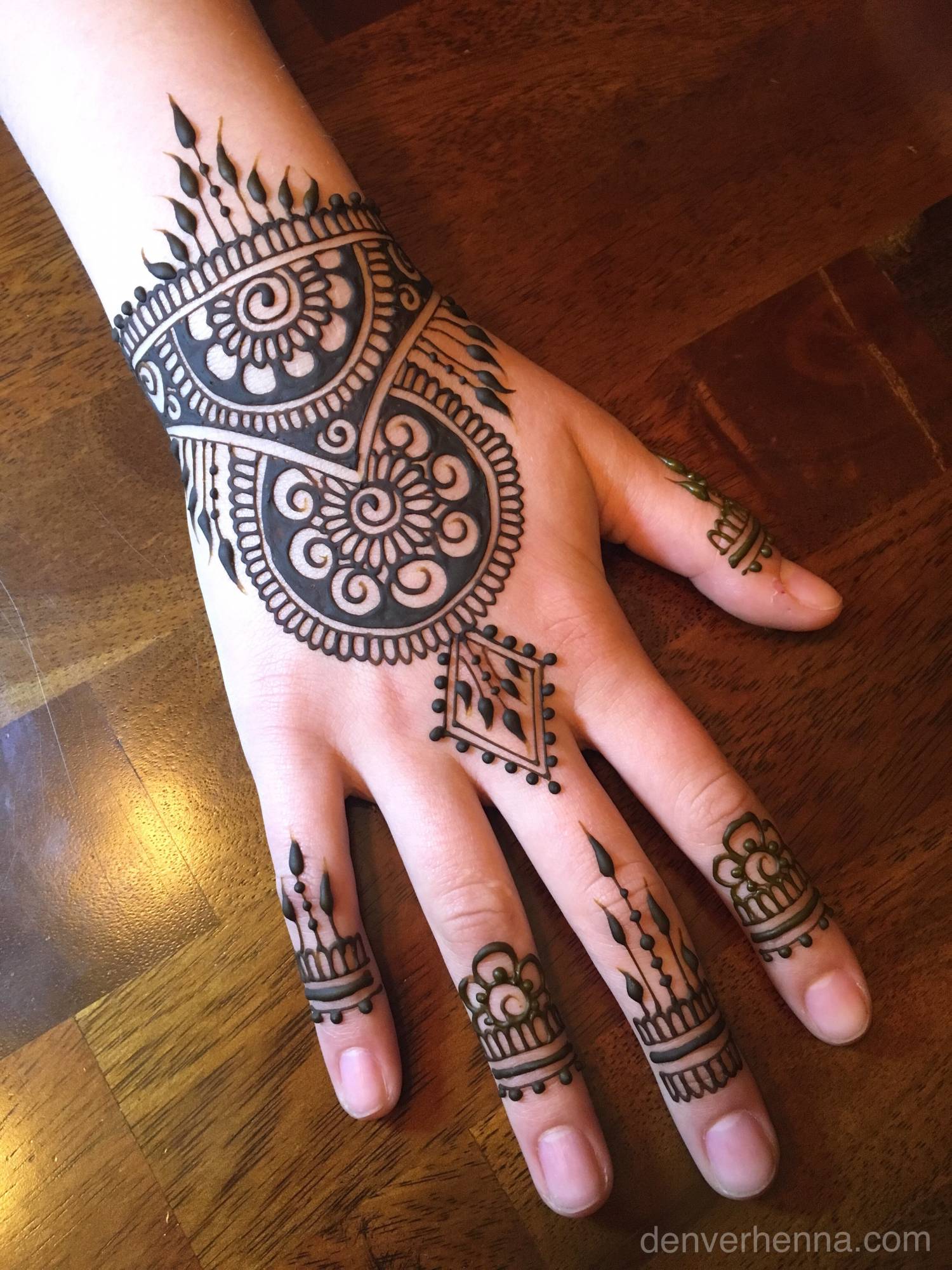 Hands-On Henna: The Plant and The Art | Anythink Libraries