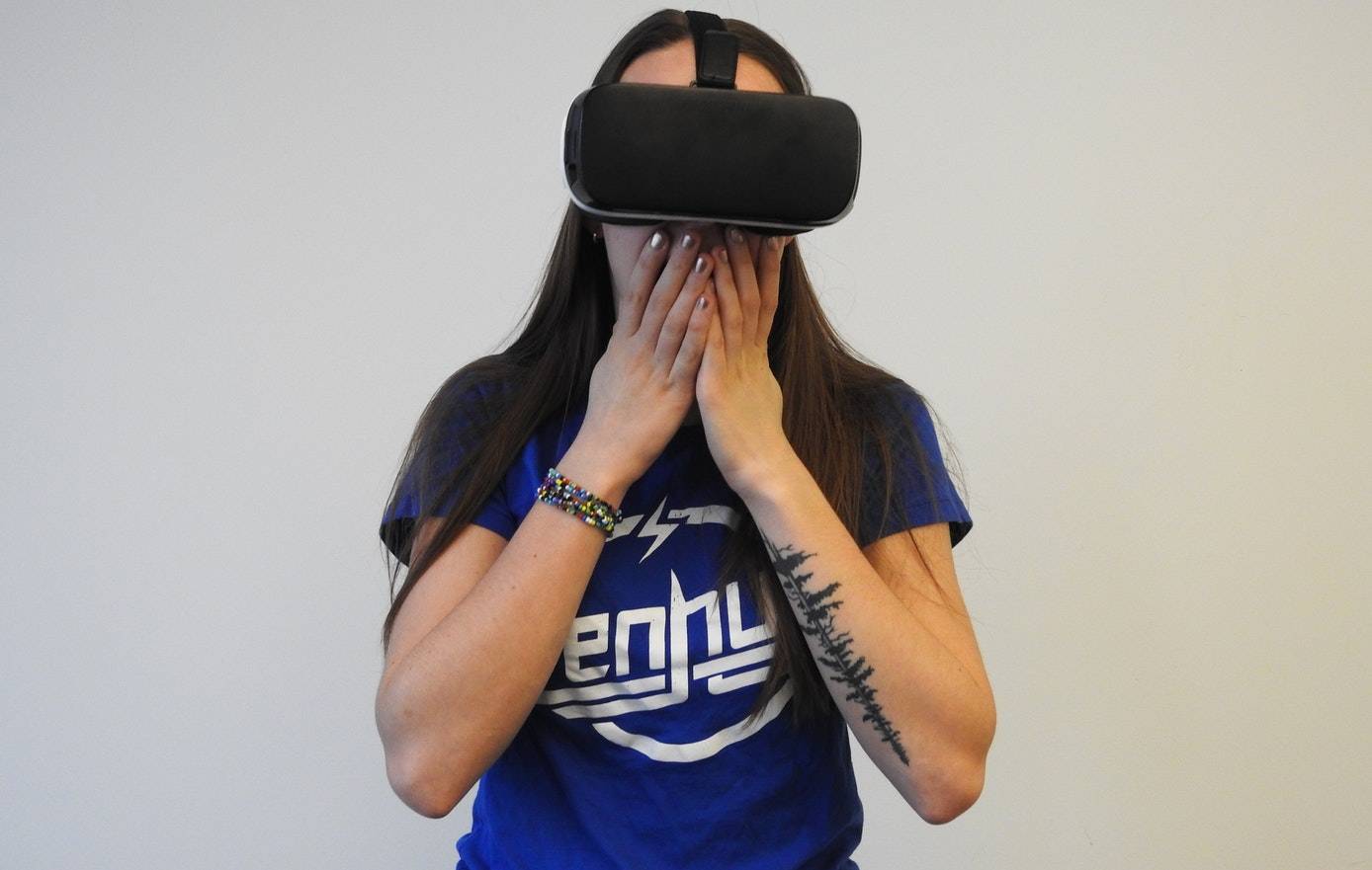 Teens Experience Virtual Reality Anythink Libraries
