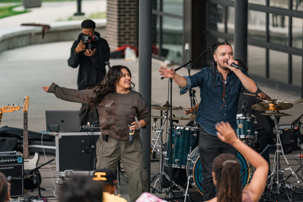 anythink-Summer-Concert-2MX2-Monica-The-Great-Nikki-A-Rae-09.12.2025-15-scaled-1.jpg